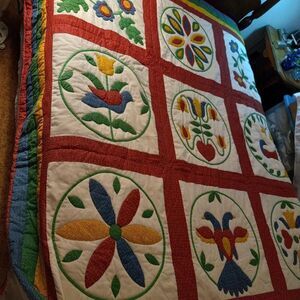 Vintage Pennsylvania Dutch Hex Symbols Quilt